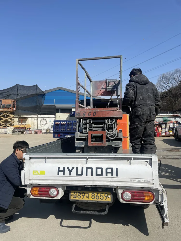 고소작업대 출고 사진